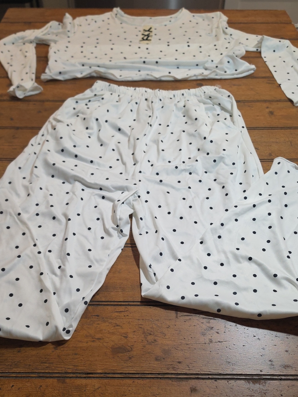 Kids White Polka Dot Pajama Set - Comfortable Sleepwear